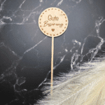 Blumenstecker „Gute Besserung“ aus Holz mit Gravur