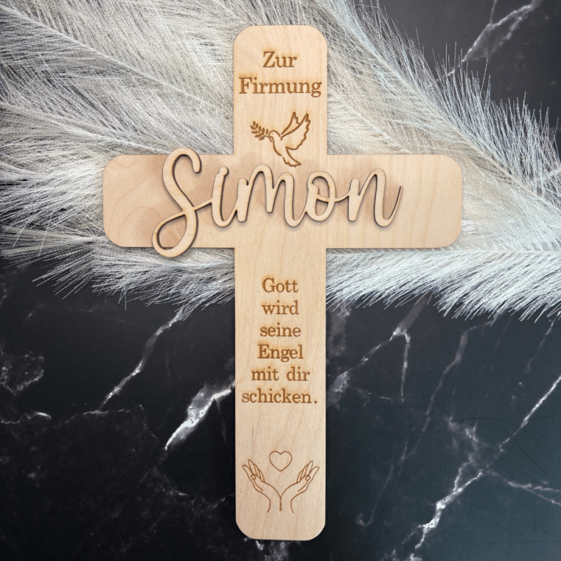 Holzkreuz zur Firmung mit Name und Taube