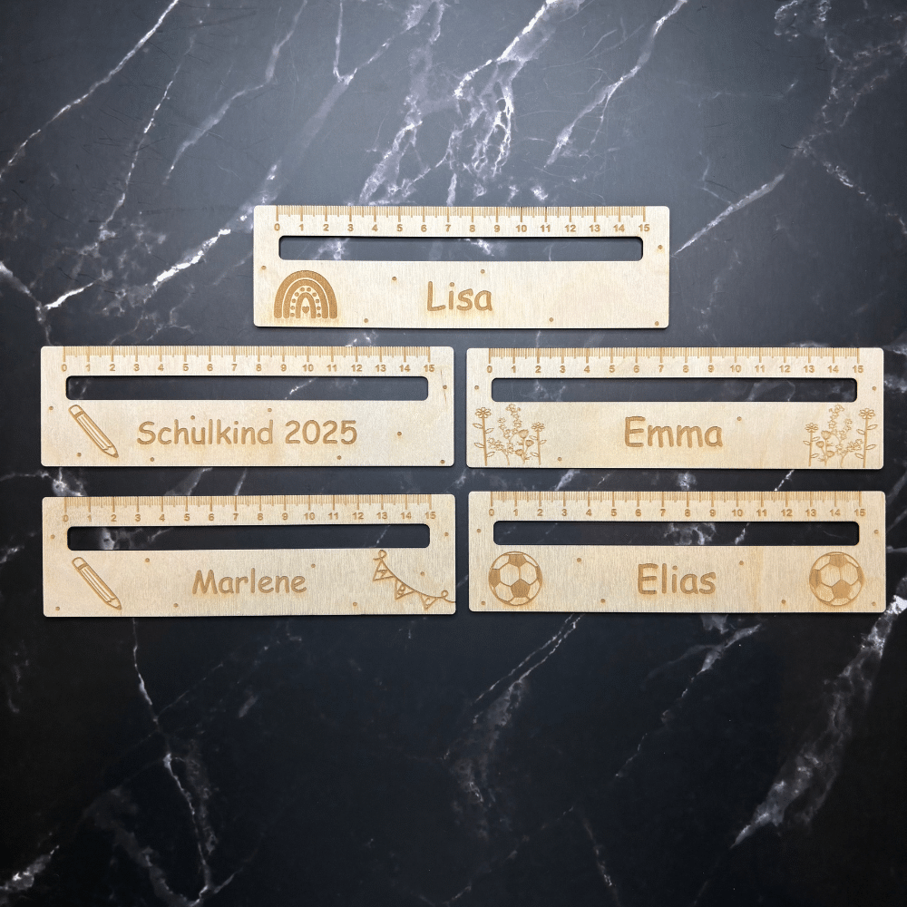 Holz-Lineal mit Wunschname – 15 cm Lineal aus Holz mit personalisierter Lasergravur