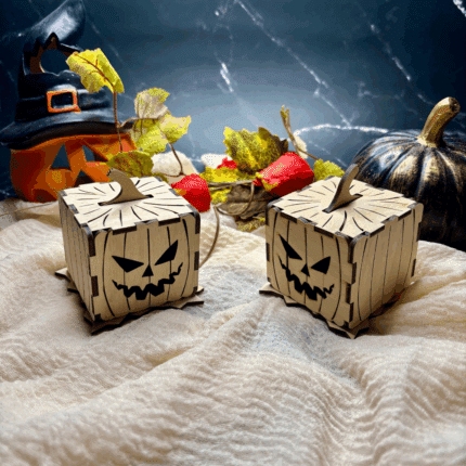 Kürbisse aus Holz mit LED-Kerze – Herbst- & Halloween-Deko